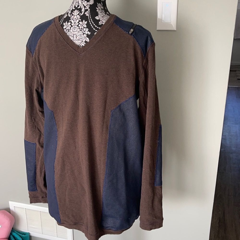 Lululemon size Large Pullover